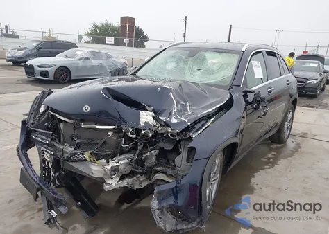 2021 Mercedes-Benz Glc 300 Suv z USA, uszkodzony, nr VIN W1N0G8DB9MF954358